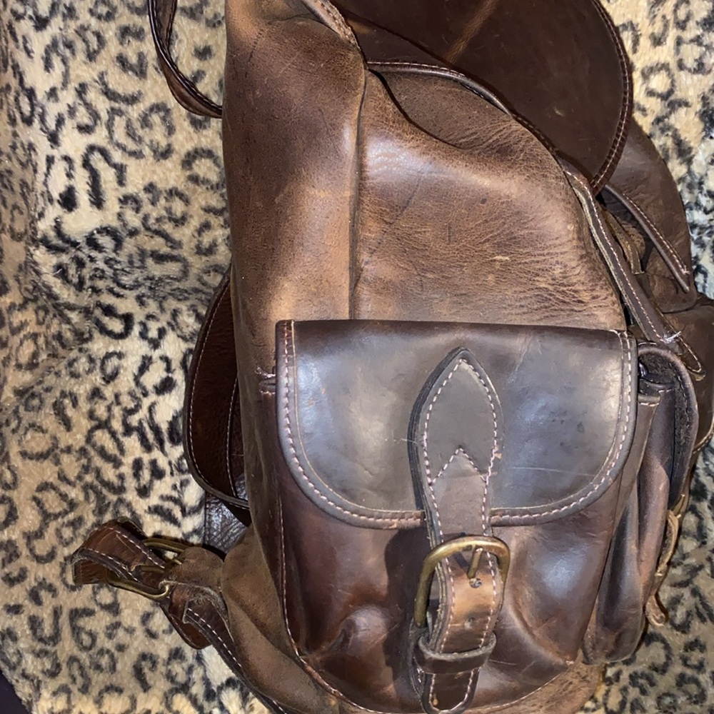 Leather and hide backpack that will last forever! - Picture 3 of 6